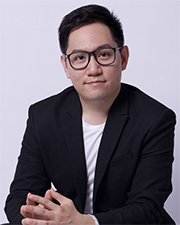 Yi-Yang Chen headshot